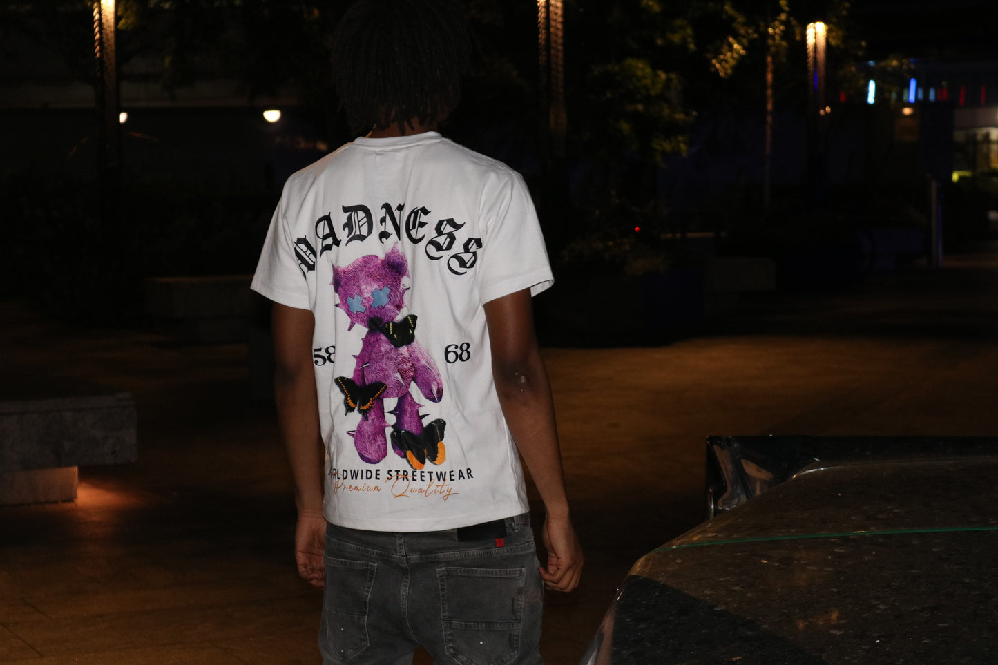 Grandeur Tee - Pearly White