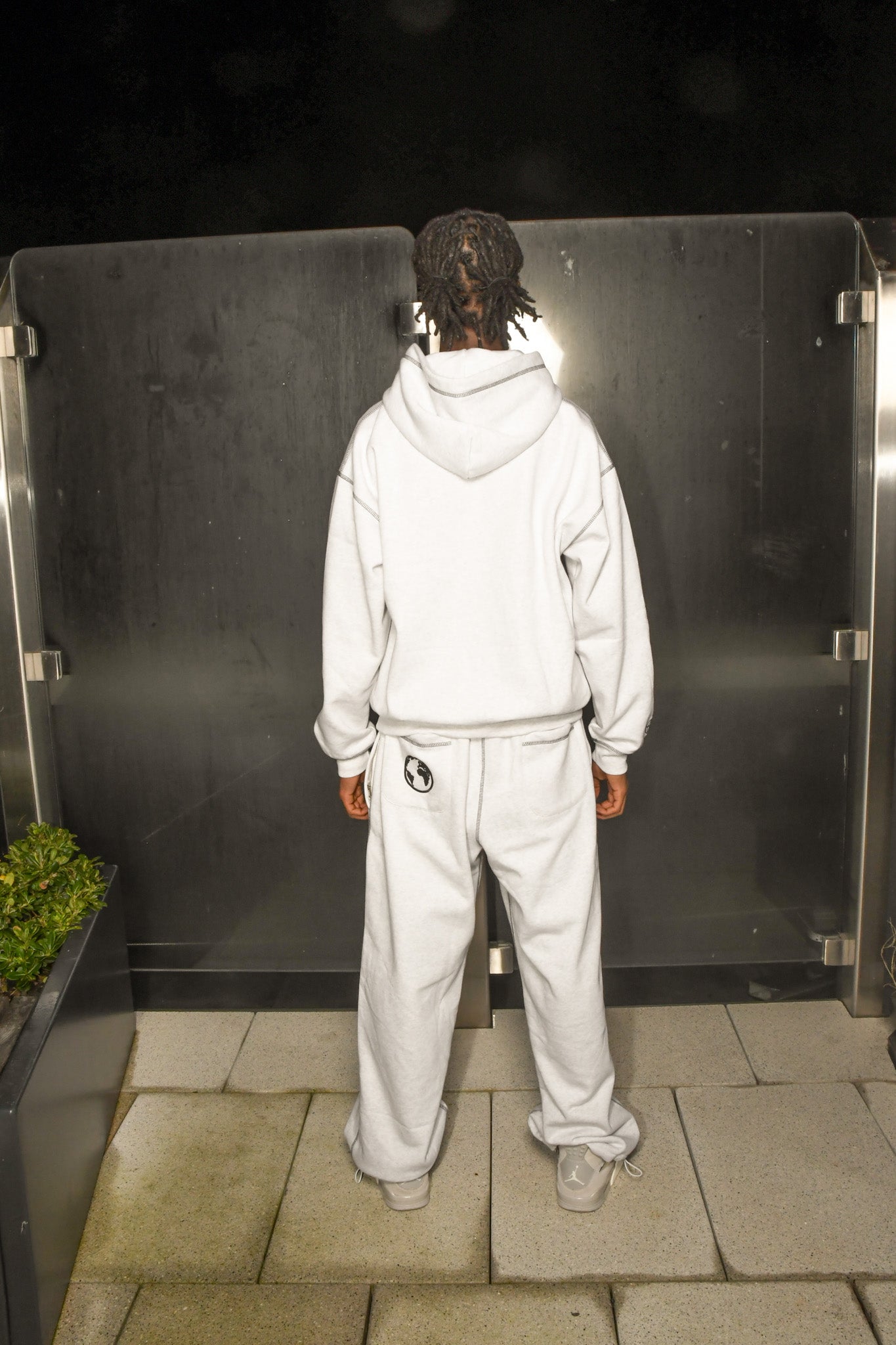 LIMITLESS SWEATS GREY