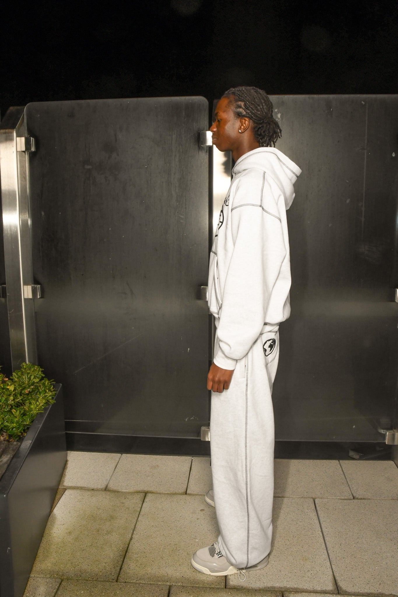 LIMITLESS SWEATS GREY