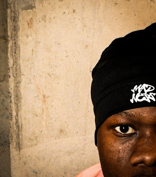 GIRI SKULLY (BLACKOUT)
