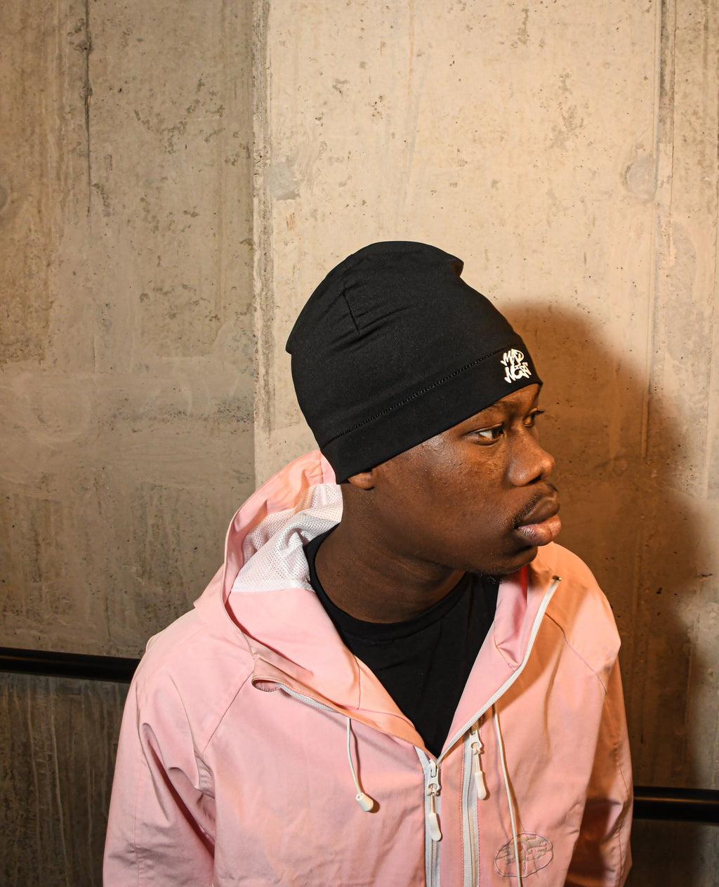 GIRI SKULLY (BLACKOUT)